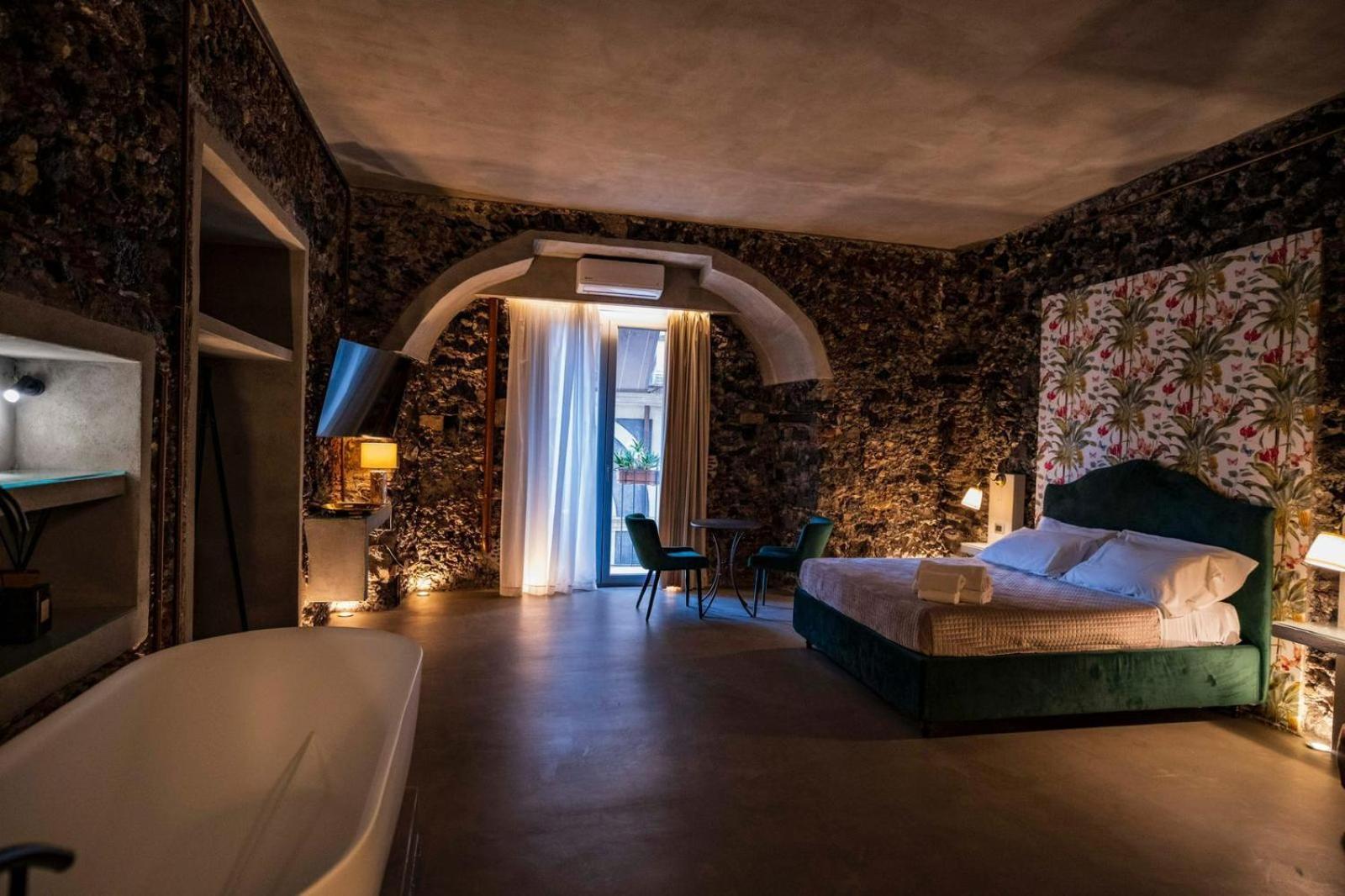 Charme Catania Central Suites Exterior photo