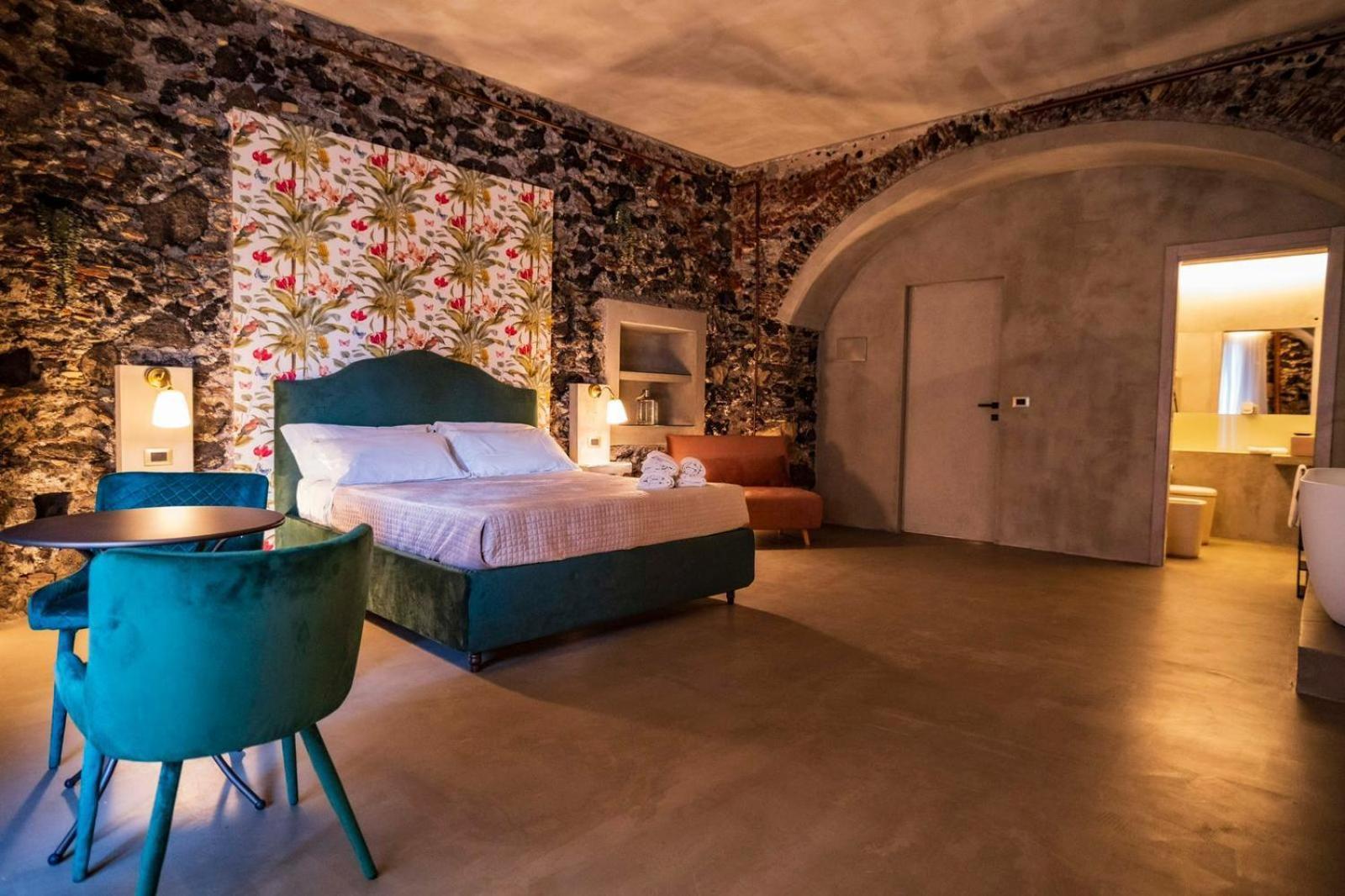Charme Catania Central Suites Exterior photo